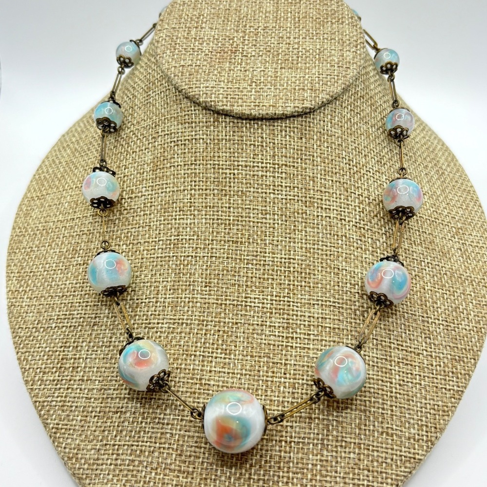 Vintage Iridescent Pastel Swirl Marbled Glass Bead Necklace Chain 17.5 Graduated